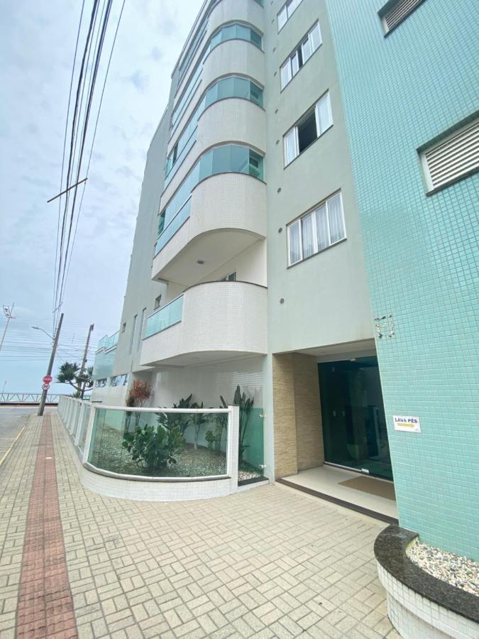 Апартаменти Gravata Predio Frente Mar Ao Lado Beto Carrero E Balneario Camboriu Brisamarbc4 Навегантіс Номер фото